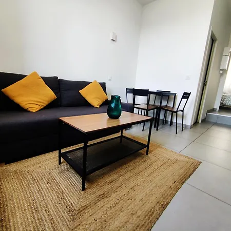 Le Pressense 2 Apartment Venissieux Exterior photo