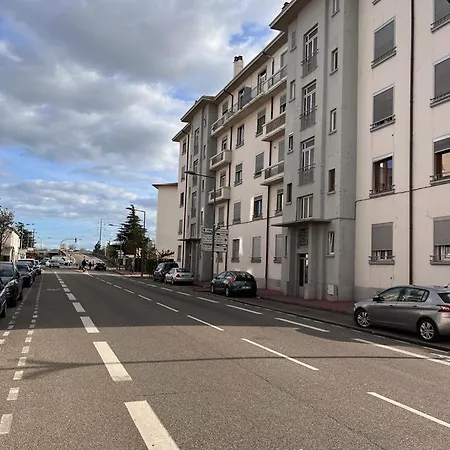 Le Pressense 2 Apartment Venissieux Exterior photo