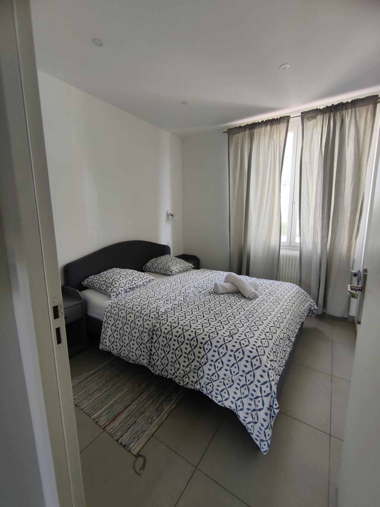 Le Pressense 2 Apartment *