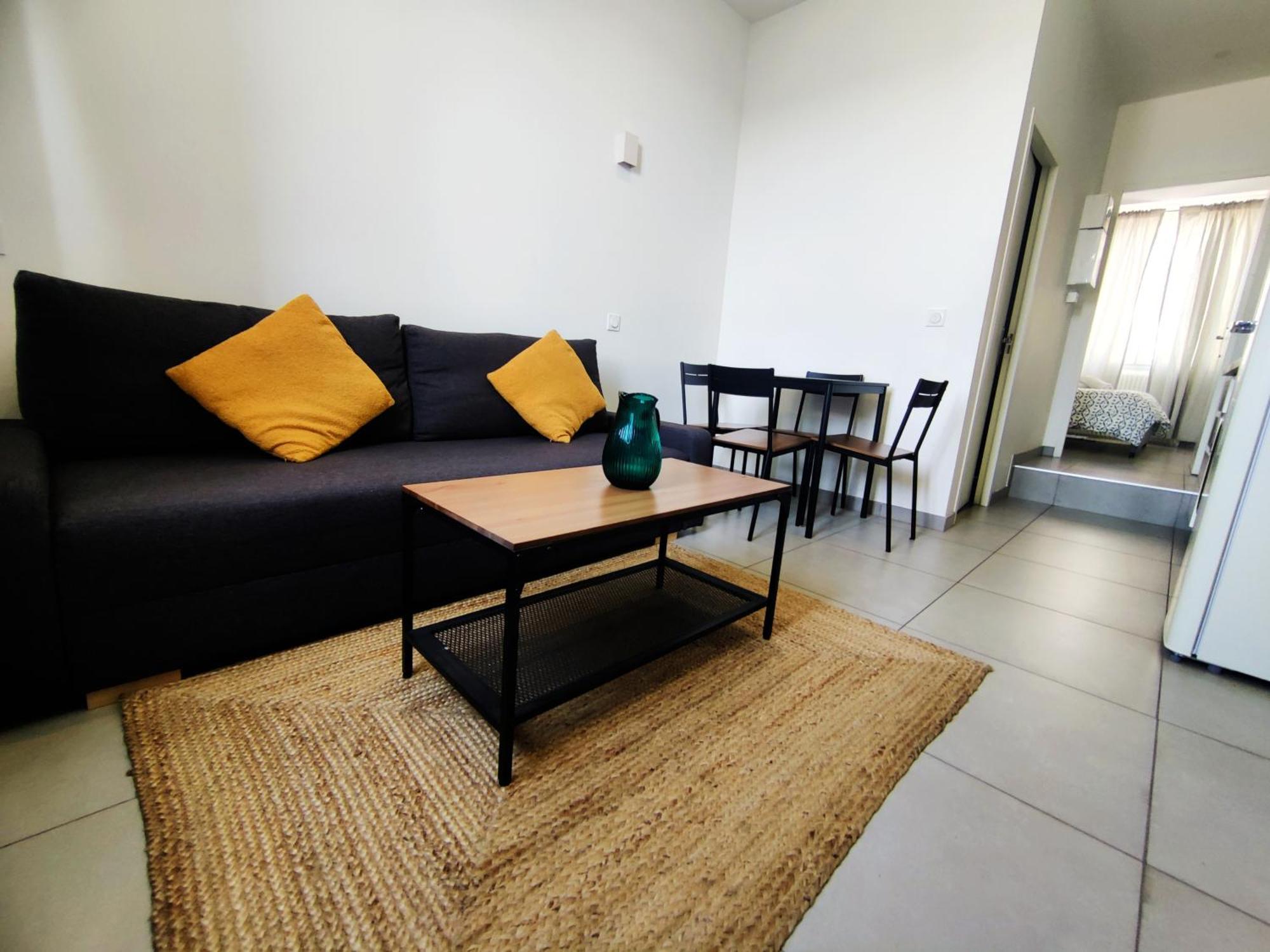 Le Pressense 2 Apartment
